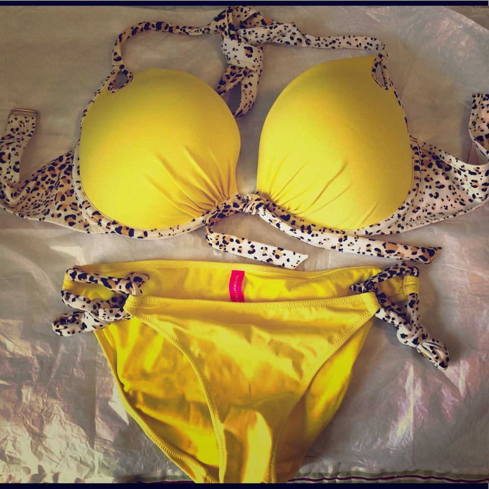 Victoria’s Secret Push-up Bikini